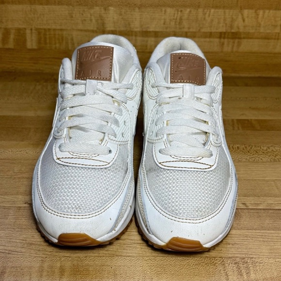 Woman’s Nike air max 90 - Picture 3 of 6